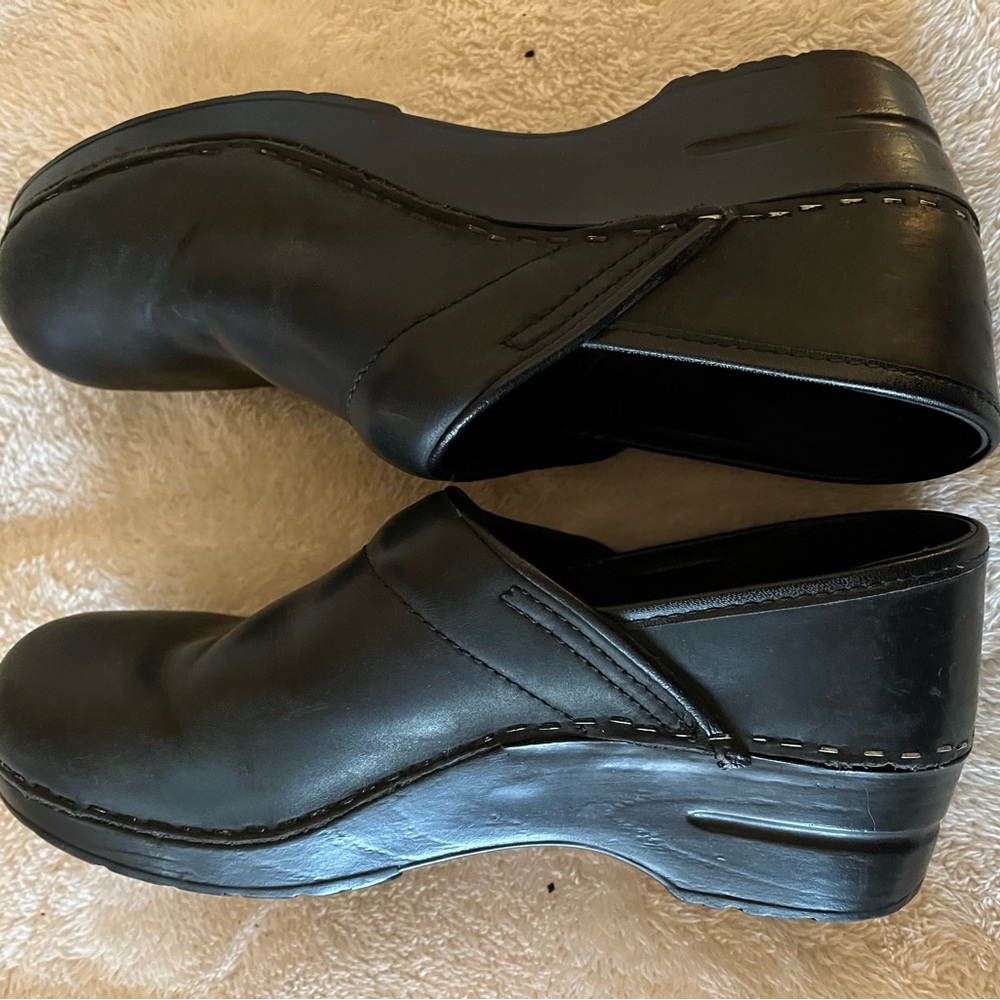 Used Women’s Clog
